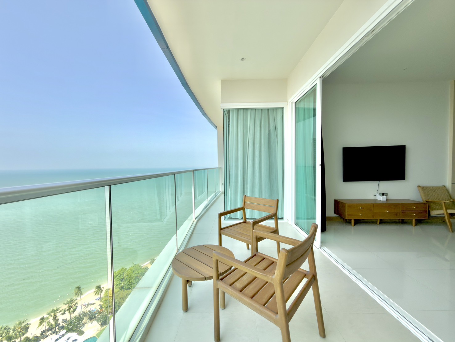 Condo for Rent – Mövenpick